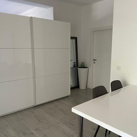 Appartamento Drenova Apartman Fiume Esterno foto