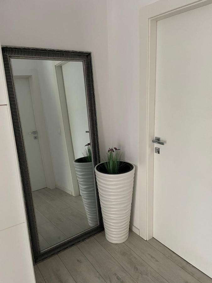 Appartamento Drenova Apartman Fiume Esterno foto